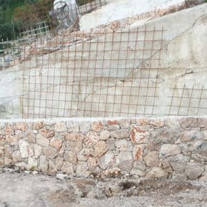 construction de muret en pierre